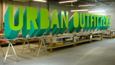 urban-outfitters-shop