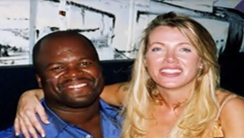 New York Madam in the Lap of Former NYPD Detective: Photo Tells All