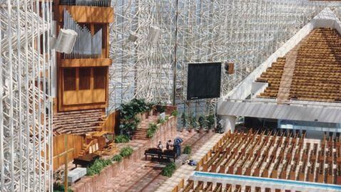 crystal-cathedral-interior-2