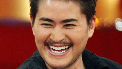 Thomas Beatie, “The Pregnant Man,” Wants a Divorce