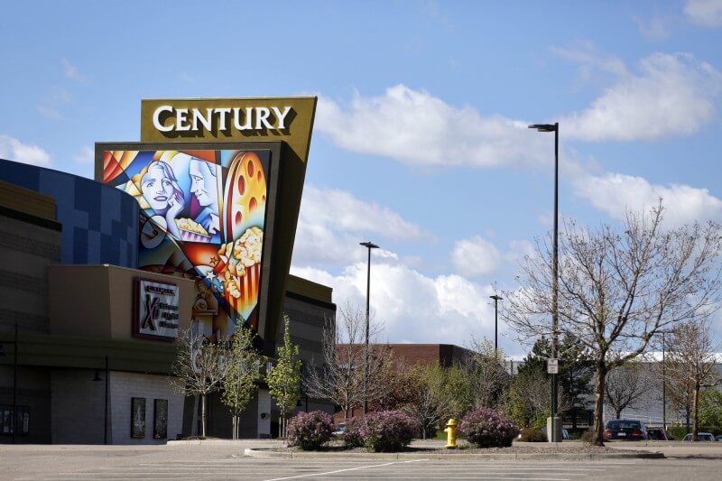 la-et-ct-cinemark-aurora-shooting-20160519-snap