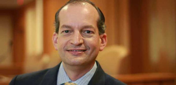 Alexander Acosta