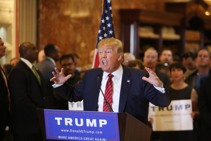 New,York,City,-,September,28,2015:,Businessman,And,Presidential